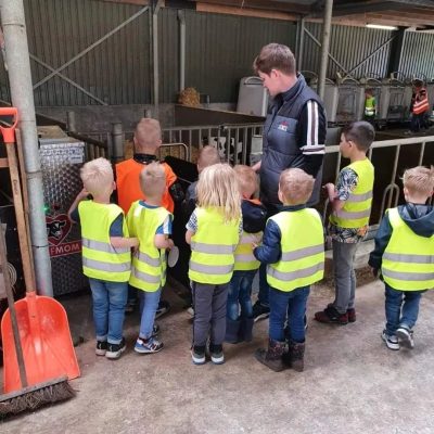 Kind kalverdrinkautomaat